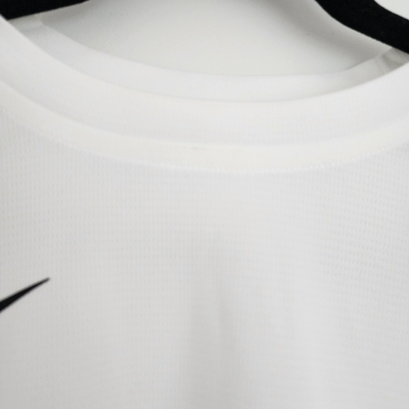 Nike Sportswear Women's White T-Shirt M - Picture 3 of 5